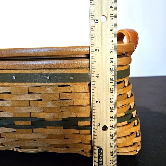 Longaberger Christmas Collection 2002 Edition Traditions Basket Leather Handles - Picture 11 of 14